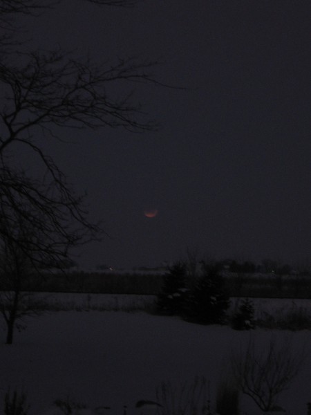 Lunar Eclipse 3 - 12-10-2011