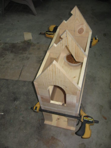 Cat House - Middle Rafter Cutout