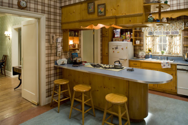 Mad Men - Speaking of kitchen cabinets