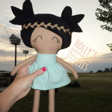 HOLLY'S DOLLIES CLOTH DOLL GIRL MINT DRESS SUNSET SQ